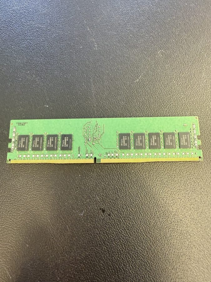 Модуль памяти SK Hynix HMA82GR7AFR8N-VK T3 AA 16GB 2Rx8 PC4-2666V DDR4 ECC Serve — фото лота 2