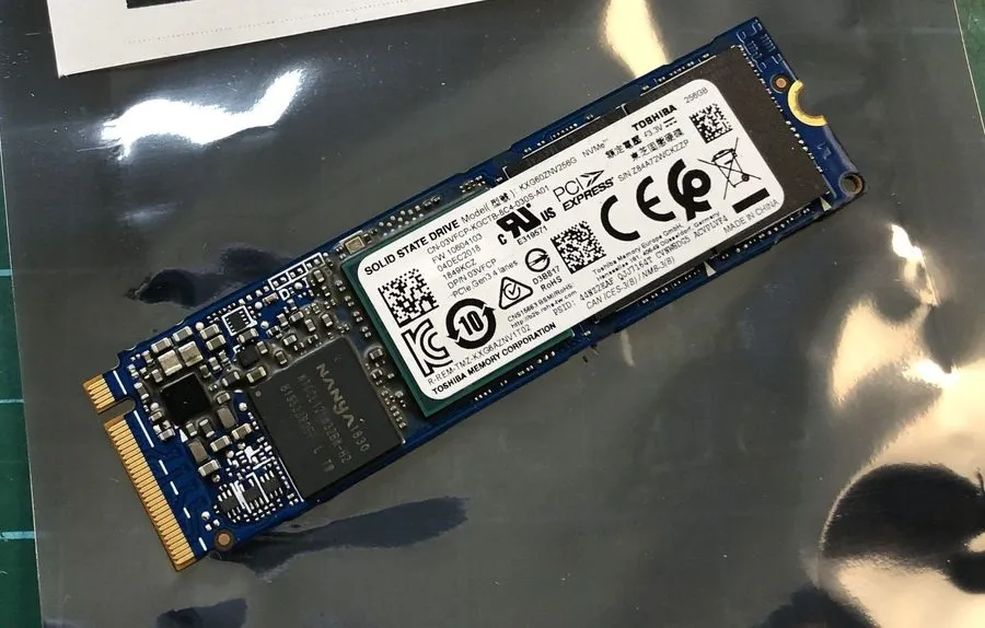 SSD-накопитель x Kioxia (Toshiba) XG6 256GB NVMe M.2 2280 SSD (KXG60ZNV256G)