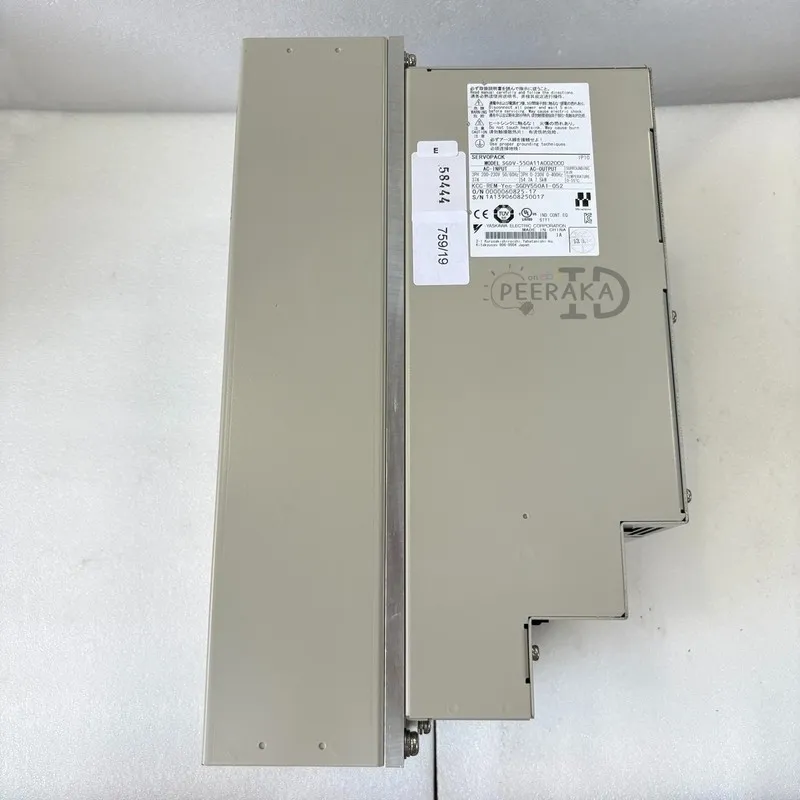 Сервопривод Yaskawa Servo Driver SGDV-550A11A002000 — фото лота 2