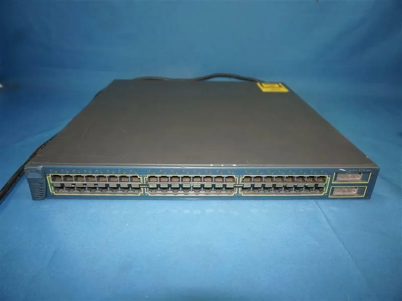 Коммутатор Cisco WS-C3550-48-SMI 48-Port Ethernet Network Switch Catalyst 3550