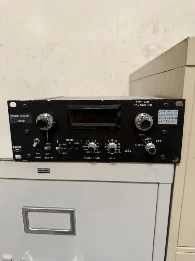 Контроллер MKS 250C-1-D Type 250 Controller Pressure Flow Control