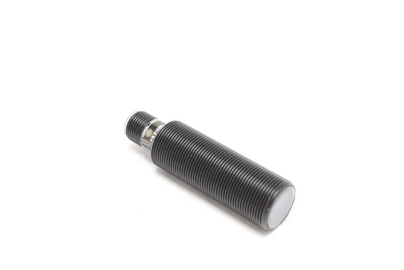 Датчик приближения Pepperl+Fuchs NBB5-18GM50-E2-C3-V1 Proximity Switch Sensor