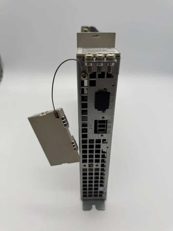 Сервоусилитель 6SN1123-1AA00-0BA1 Siemens SIMODRIVE 611 Power Module