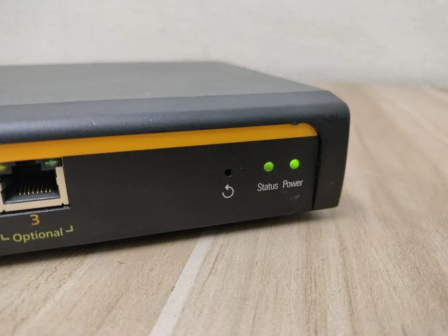 Маршрутизатор Peplink Balance 20 BPL-021 4-Port Dual-WAN Switch Modem