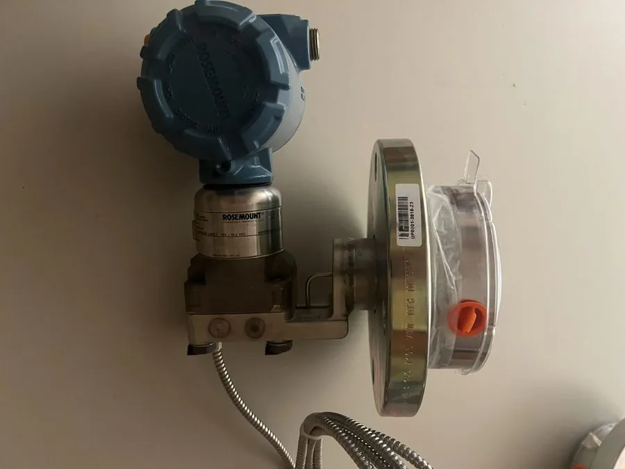 Датчик уровня ROSEMOUNT 3051S2LD2AA1A101ODFF71CAA9 0-250" H2O LEVEL TRANSMITTER — фото лота 1