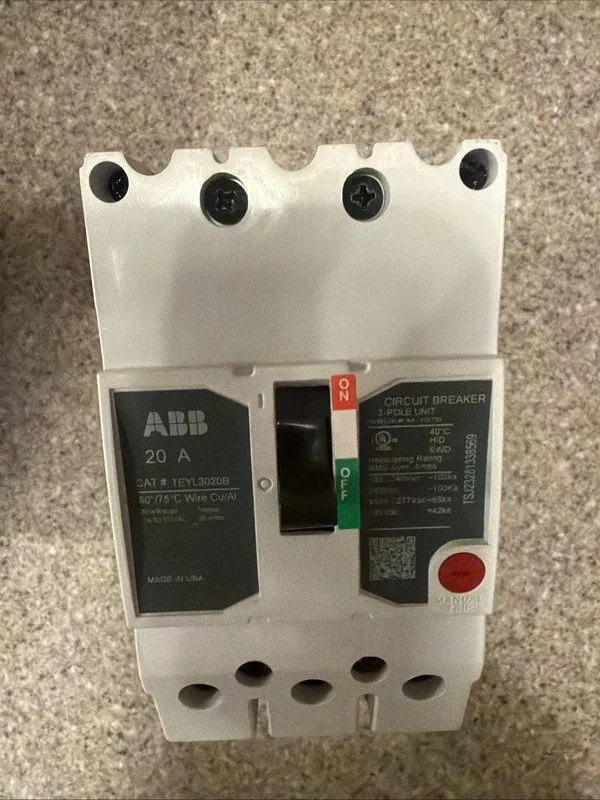 Автоматический выключатель GE TEYL3020B Molded Case Circuit Breaker 20A, 3-Phase — фото лота 2