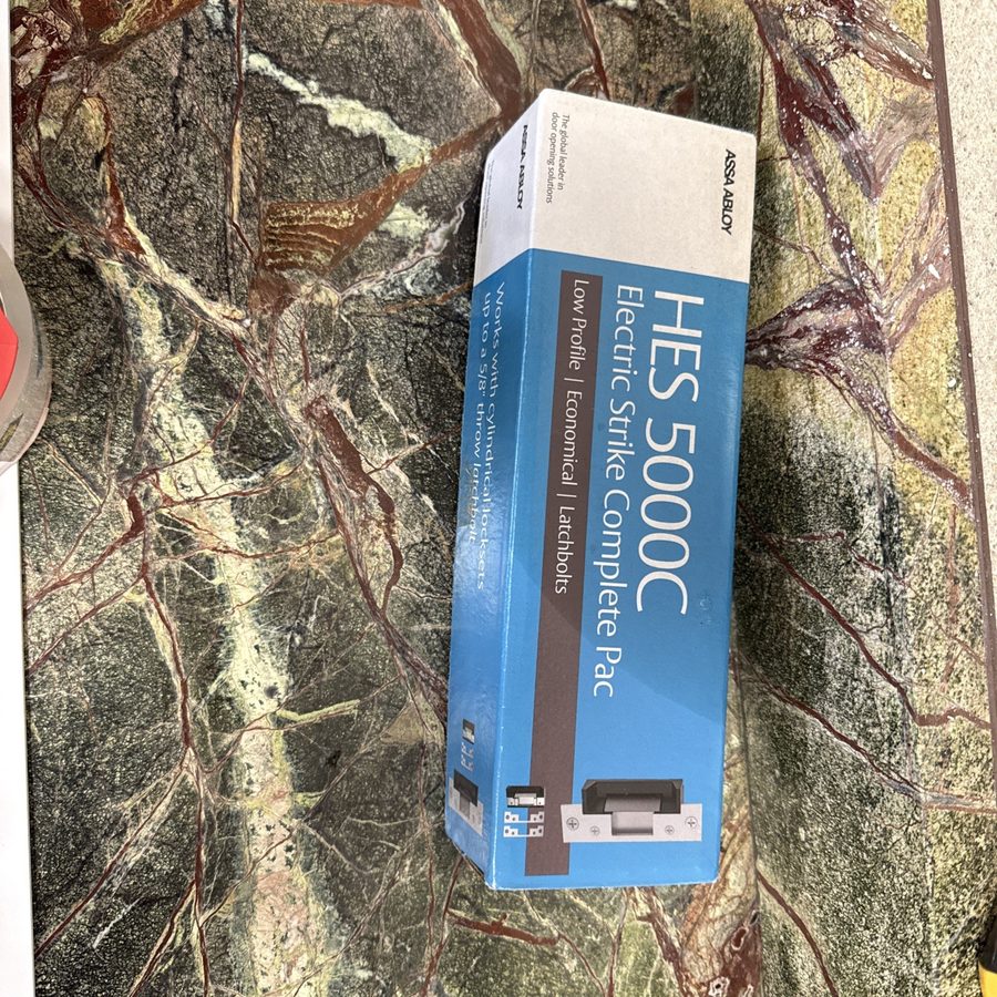 Оборудование видеонаблюдения 5000C-12/24D-630 Assa Abloy HES Electric Strike Com