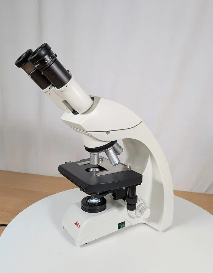 Объектив микроскопа Leica DM750 Microscope