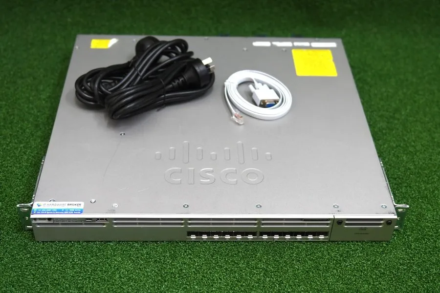 Коммутатор Cisco WS-C3850-12XS-E 12 Port 10/100/1000 Switch 1/10g SFP