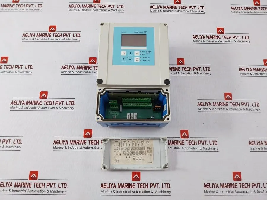 Датчик ENDRESS+HAUSER CLM253-CD0505 Conductivity Transmitter 230VAC 50/60HZ