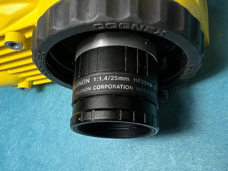 Камера машинного зрения COGNEX 825-0059-1R C VISION CAMERA 24VDC IS5110-00 800-5 — фото лота 2