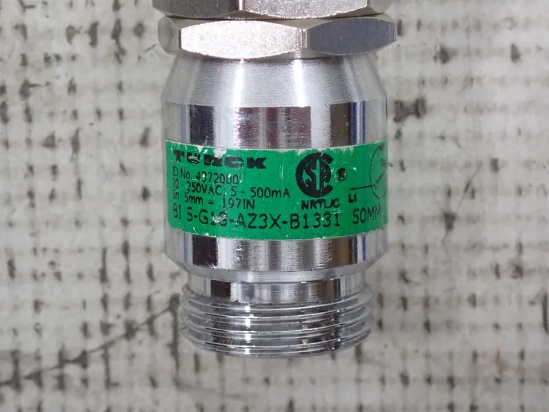 Датчик приближения Turck Bi5-G18-AZ3X-B1331 50MM 20-250VAC 5-500mA Proximity Sen