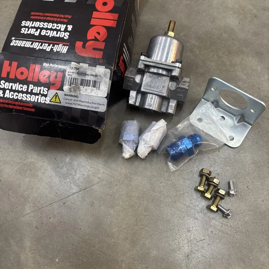Трубопроводная арматура Holley Performance 12-704 Fuel Pressure Regulator