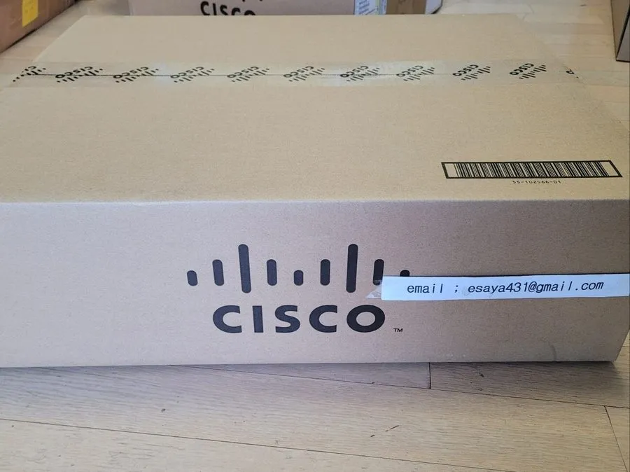 Коммутатор Cisco C9400-LC-48U Catalyst 9400 Series 48 Port UPoE Gigabit RJ45 Ful