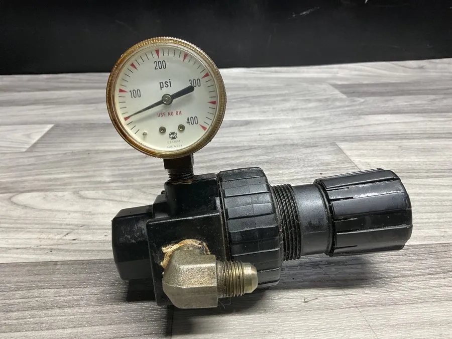 Регулятор давления Parker 07R213AC Pneumatic Regulator 250psi 3/8in Npt