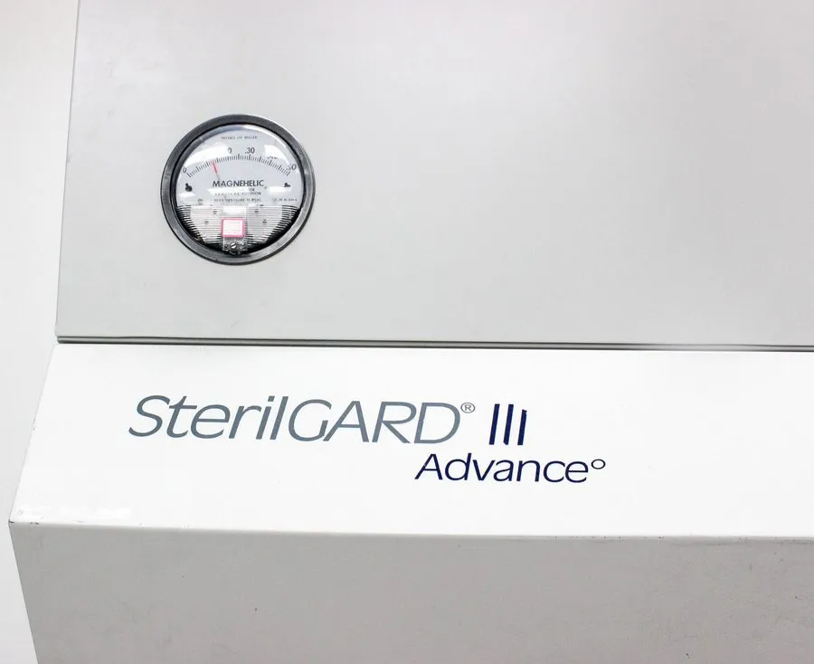 Лабораторный шкаф The Baker Company SterilGard III Advance SG 403 Biosafety Cabi — фото лота 1