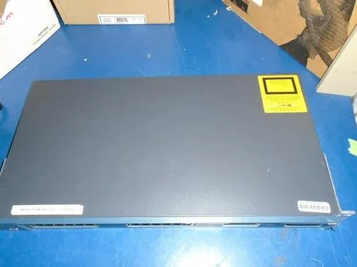 Коммутатор Cisco WS-C2950G-24-EI Catalyst 2950G 2 GBIC Slots 24-Port 10/100 Swit