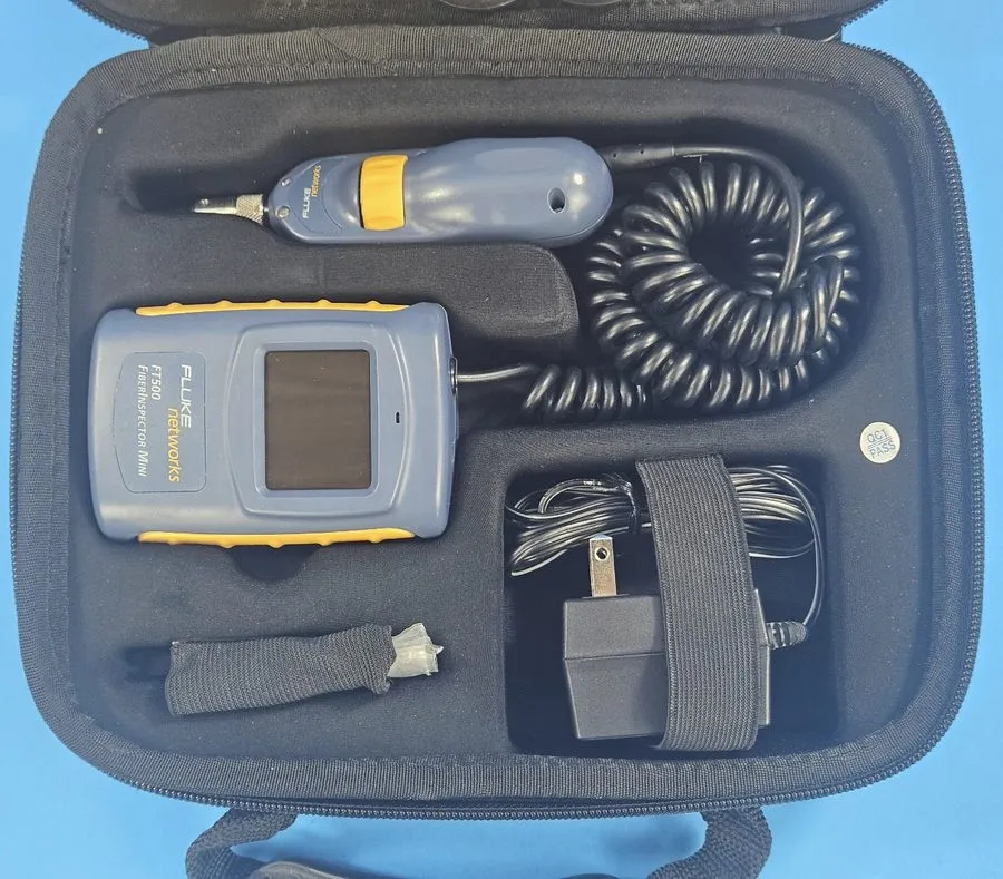 Тестер Fluke Networks FT500 Fiber Inspector Mini w/Deluxe Optical Cleaning Kit