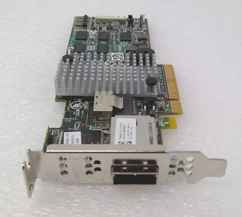 Контроллер LSI MegaRAID SAS 9280-4i4e 6Gb/s 8-Port RAID Controller w/ iBBU08 Bat