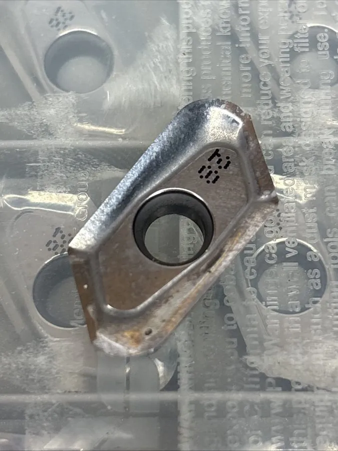 Режущий инструмент Iscar Milling Insert ANSI HM90 APCR 220650R-P IC28 ISO Solid 