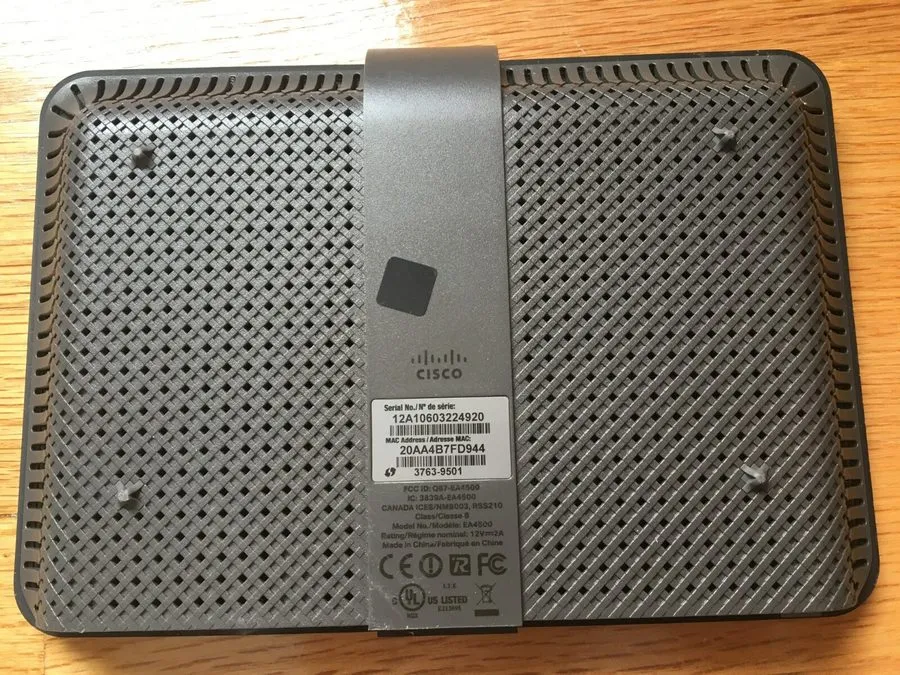 Маршрутизатор Lynksys N900 Model EA4500 Dual Band Smart Wi-Fi Router