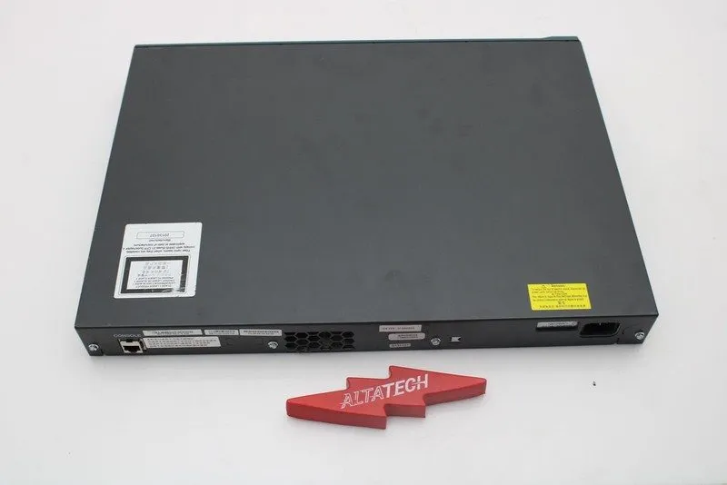 Коммутатор Cisco WS-C2960-24LC-S 24-Port 8 PoE + 2 Gigabit T/SFP Network Switch