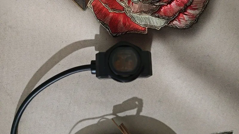 Фотоэлектрический датчик Omron E3Z-FDN12 2m 10-30VDC Photoelectric Sensor — фото лота 2