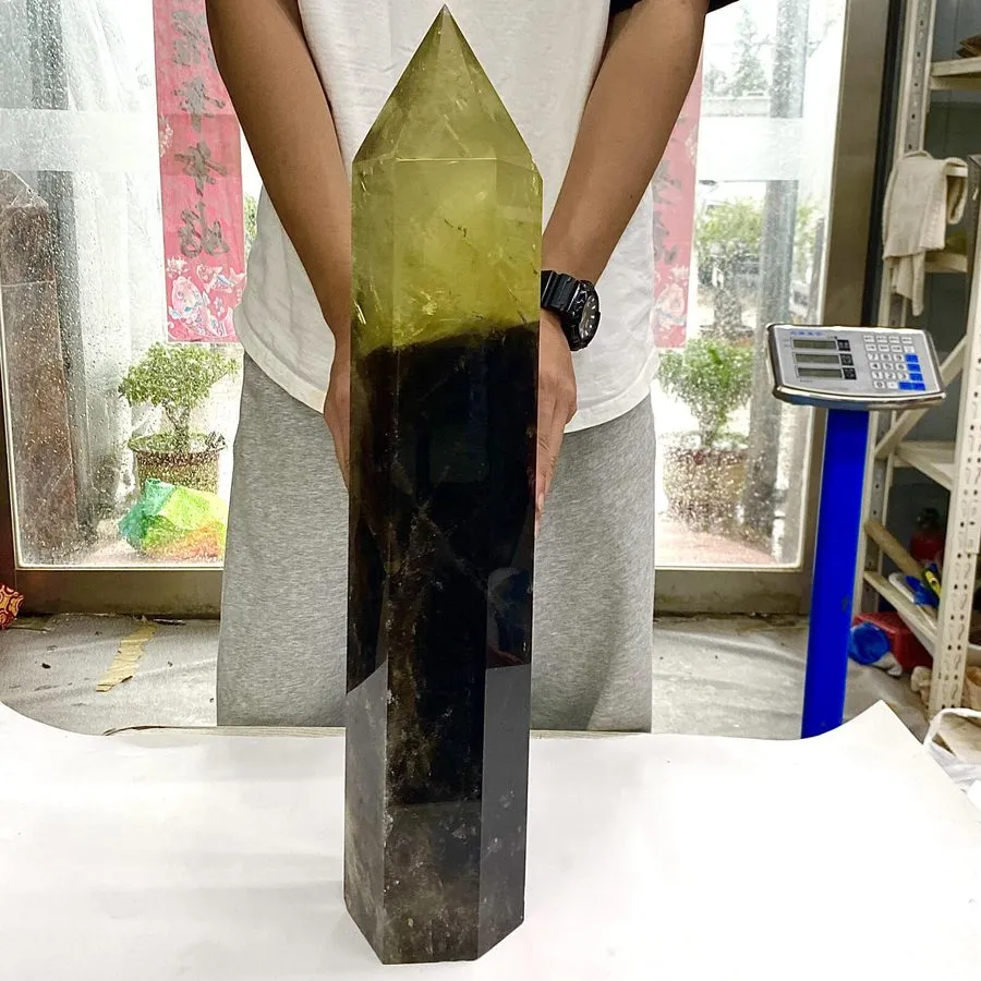 Лабораторный прибор 31.9LB Natural black crystal and yellow crystal coexisting q