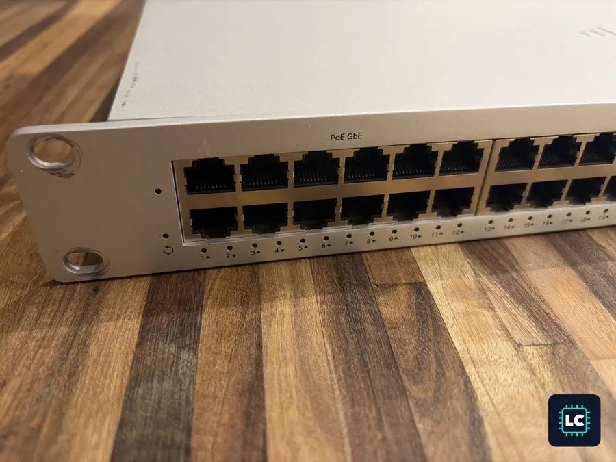 Коммутатор Cisco Meraki MS225-48FP-HW 48-Port PoE+ Gigabit Switch 740W 10G SFP+  — фото лота 2