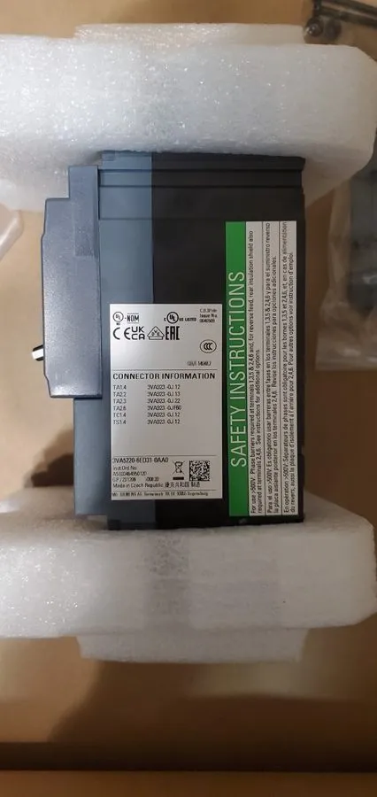 Автоматический выключатель Siemens 3VA5220-6ED31-0AA0 200A 600V Circuit breaker