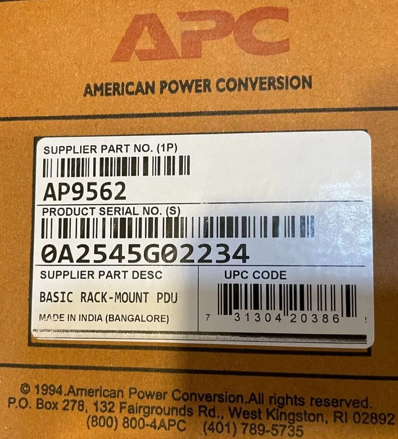 Блок розеток PDU APC AP9562 1U 15A 120V 12-Outlet Rackmount Power Distribution U