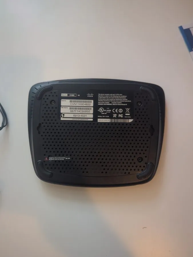 Маршрутизатор Cisco Linksys E1000 Wireless-N Router 300Mbps 4-Port WiFi Home Net