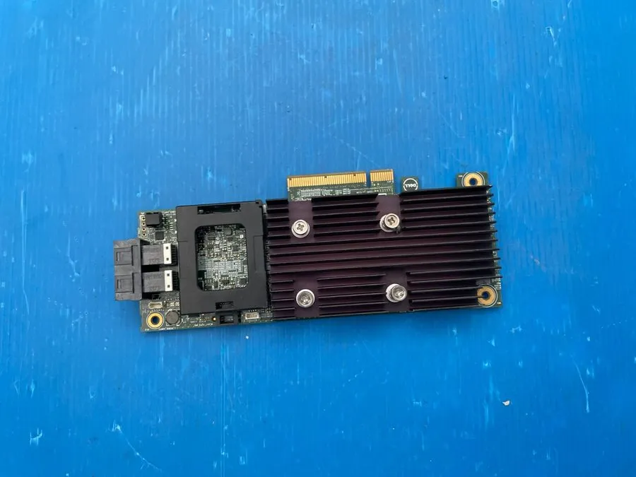 Контроллер Dell PowerEdge PERC X4TTX 2GB 12GB/s PCI-E X8 SAS RAID Controller Car