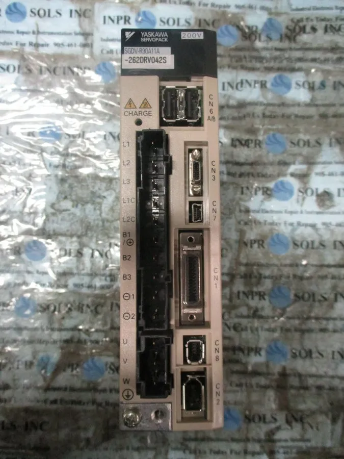 Сервопривод YASKAWA SGDV-R90A11A Servo Drive