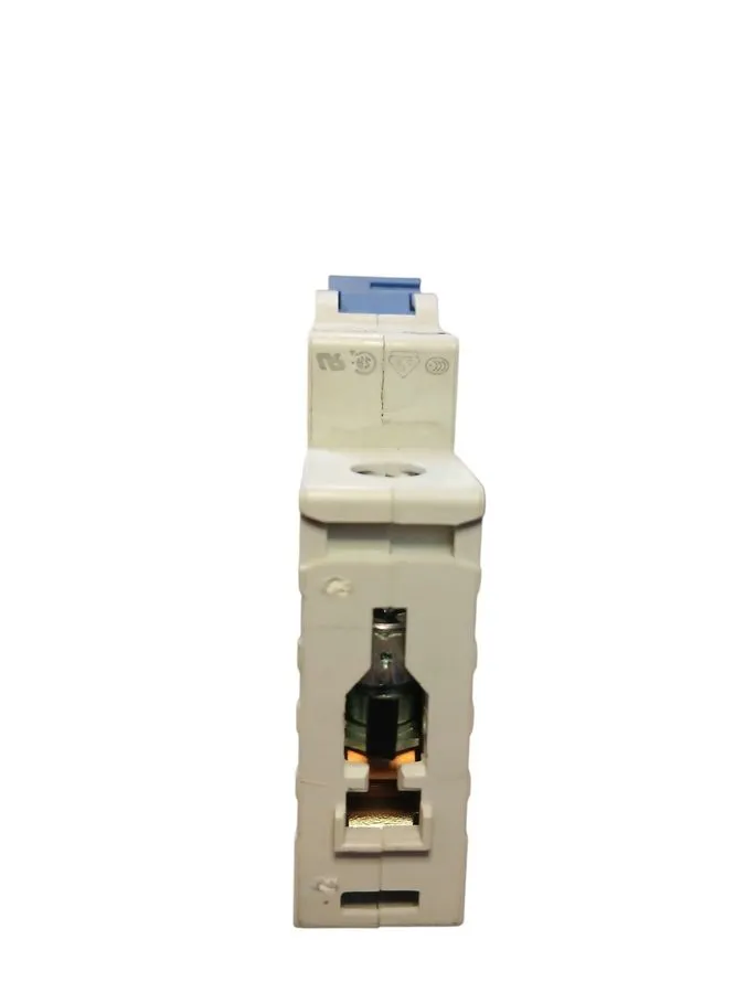 Автоматический выключатель ALLEN-BRADLEY 15A 277V 1-POLE CIRCUIT BREAKER 1492-SP — фото лота 2
