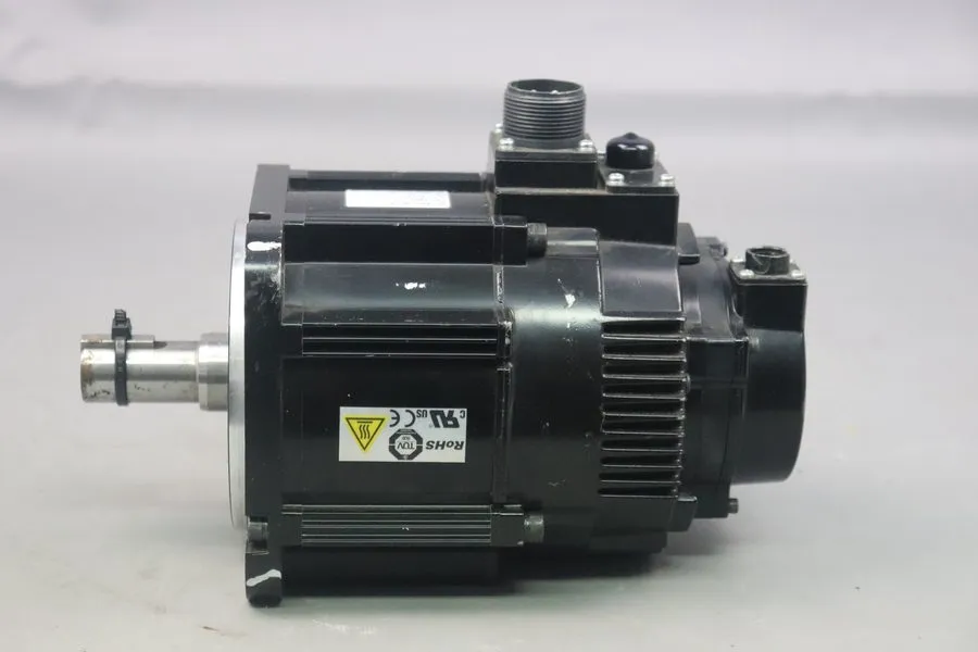 Серводвигатель Yaskawa SGMGV-13ADA6C Servo Motor 1.3kW 4P5118-1F-38 + Brake + En — фото лота 2