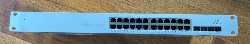 Коммутатор Cisco Meraki MS210-24P-HW UNCLAIMED 24 Port PoE Switch 370W Cloud Man — фото лота 2