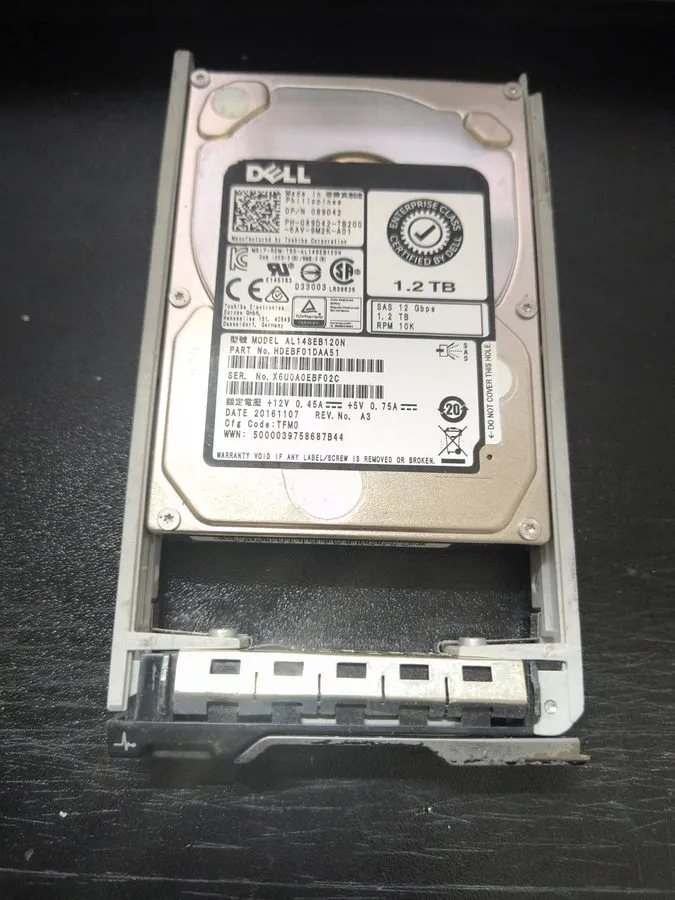 Жёсткий диск DELL 089D42 1.2TB 12G 10K SFF 2.5in SAS AL14SEB120N 89D42 HDD HARD