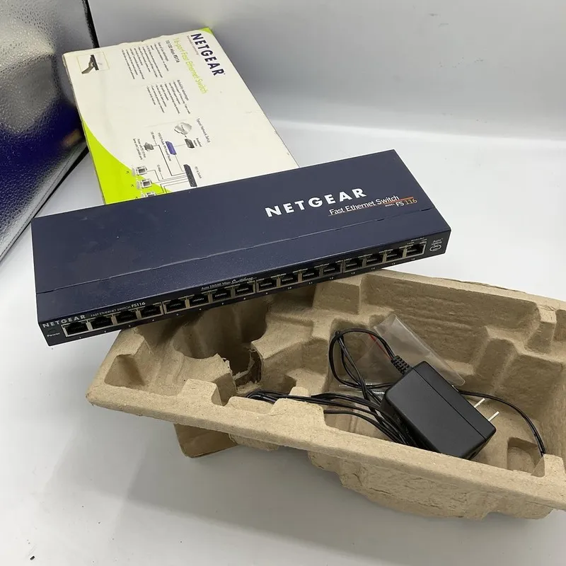 Коммутатор Netgear Prosafe 16port 10/100 Desktop Switch Fs116 & Ac Adapter
