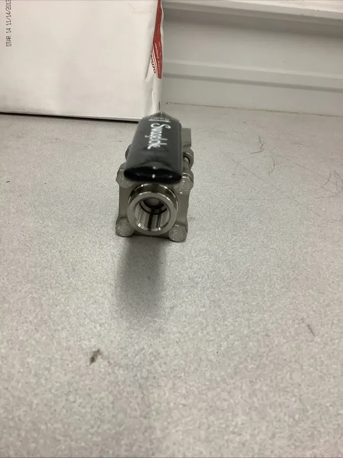 Клапан Swagelok Ss-63tf8 1/2" Fnpt Ball Valve 1 Qty