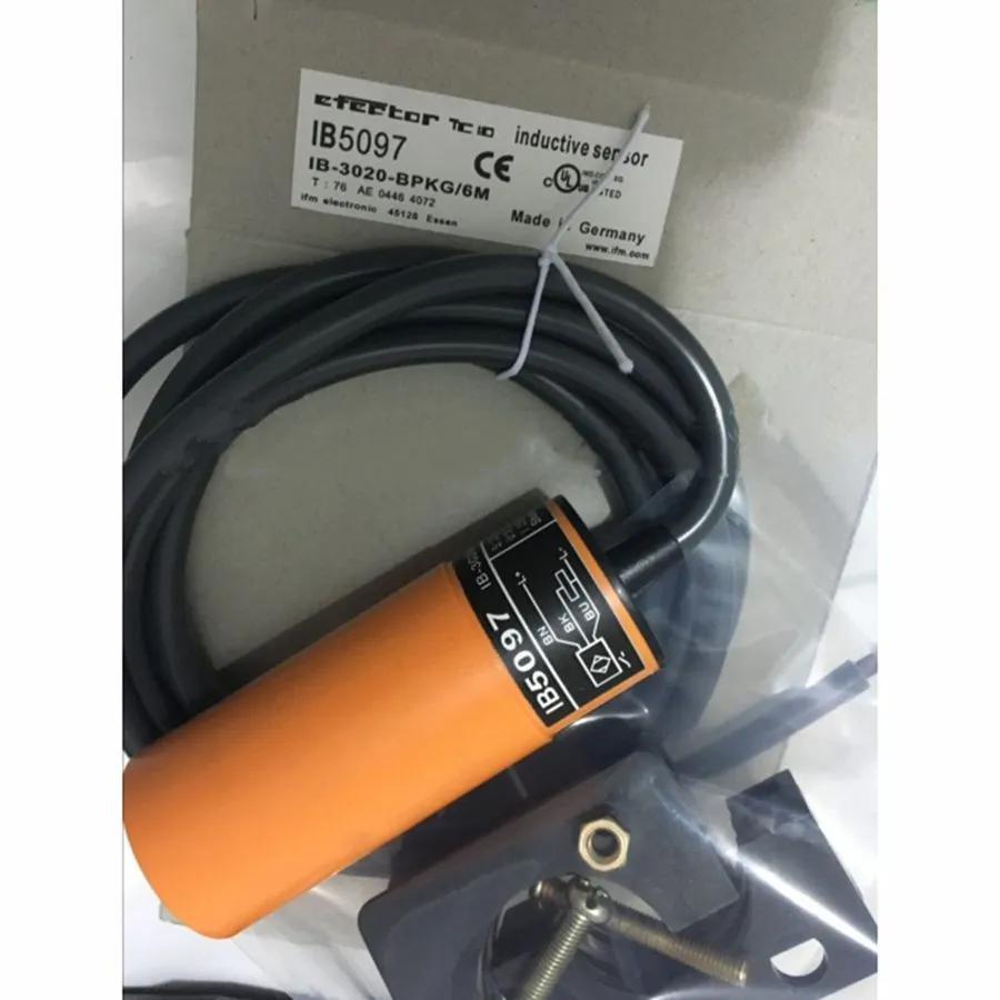 Датчик приближения IFM IB5096 IB-3020-BPKG Proximity Sensor 10...36 DC KD