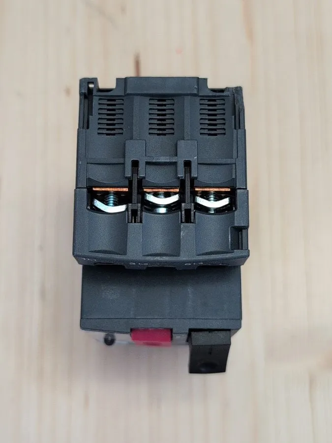 Автоматический выключатель Telemecanique GV2ME14 TeSys Motor Circuit Breaker 6-1 — фото лота 3