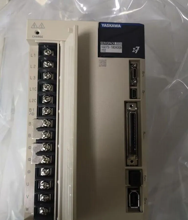 Сервопривод Yaskawa servo drive SGD7S-180A00B202