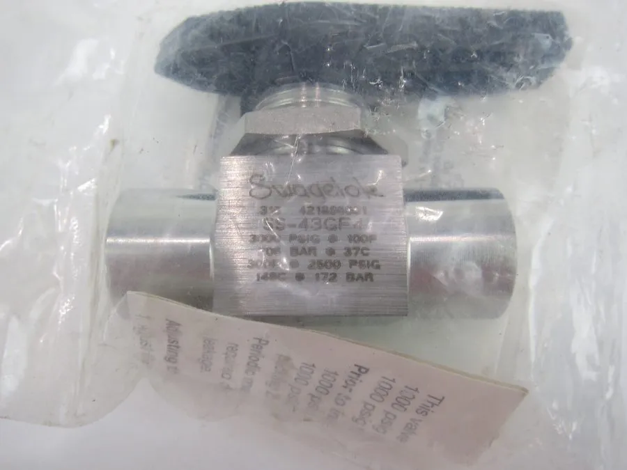 Клапан Swagelok SS-43GF4 Ball Valve 1/4"