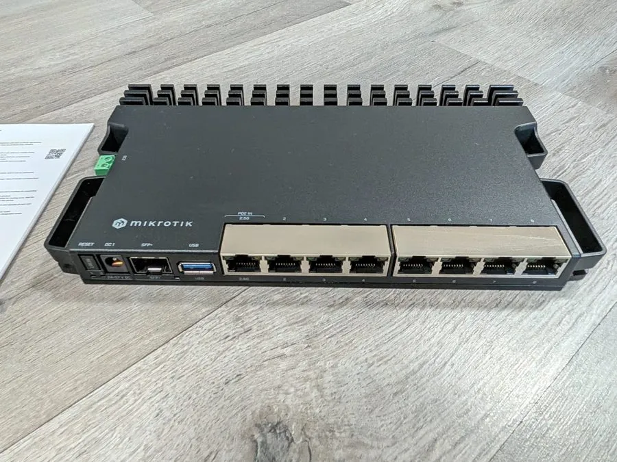 Маршрутизатор MikroTik RB5009UG+S+IN Router 2.5GbE, 10GbE rack-installable