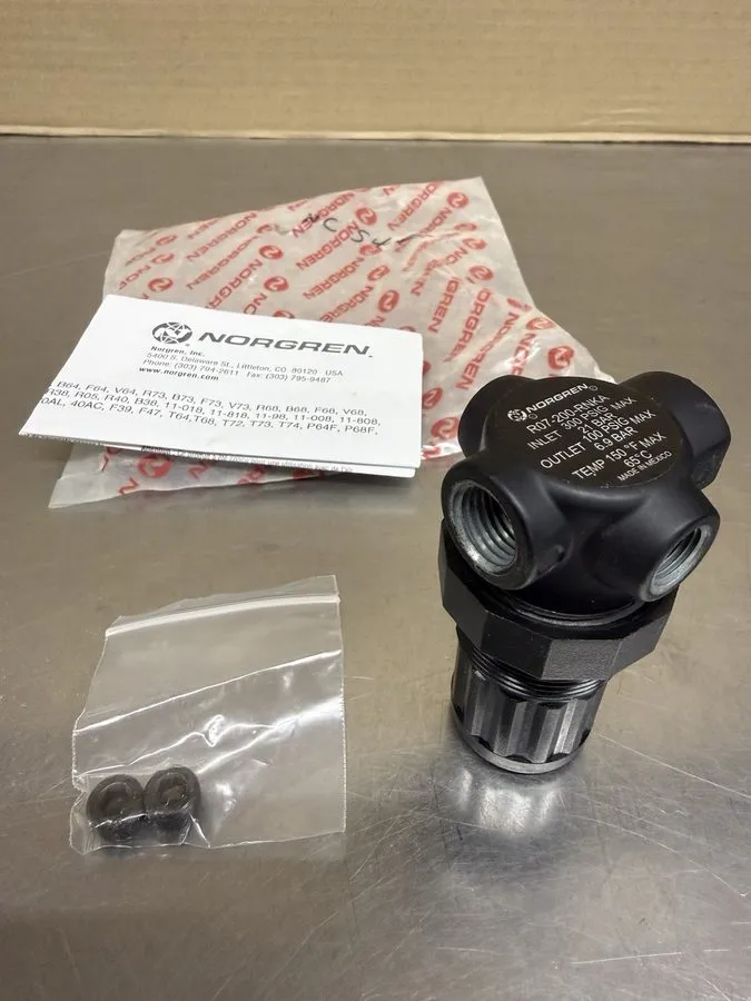 Регулятор давления Norgren R07-200-RNKA Pneumatic Regulator 1/4NPT