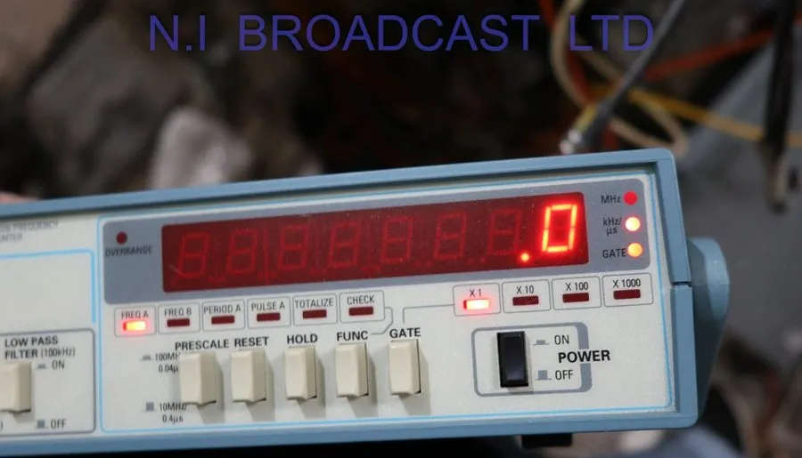 Тестер Tektronix CMC251 1.3 GHz Frequency Counter, From our Eng lab (Sn 50164)