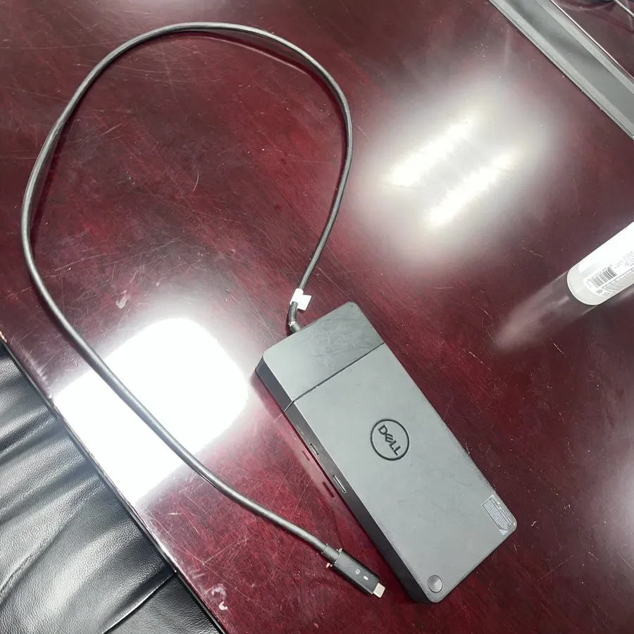Док-станция Dell SD25TB5 Pro 300W 12-Port USB-C Thunderbolt 5 Smart Dock