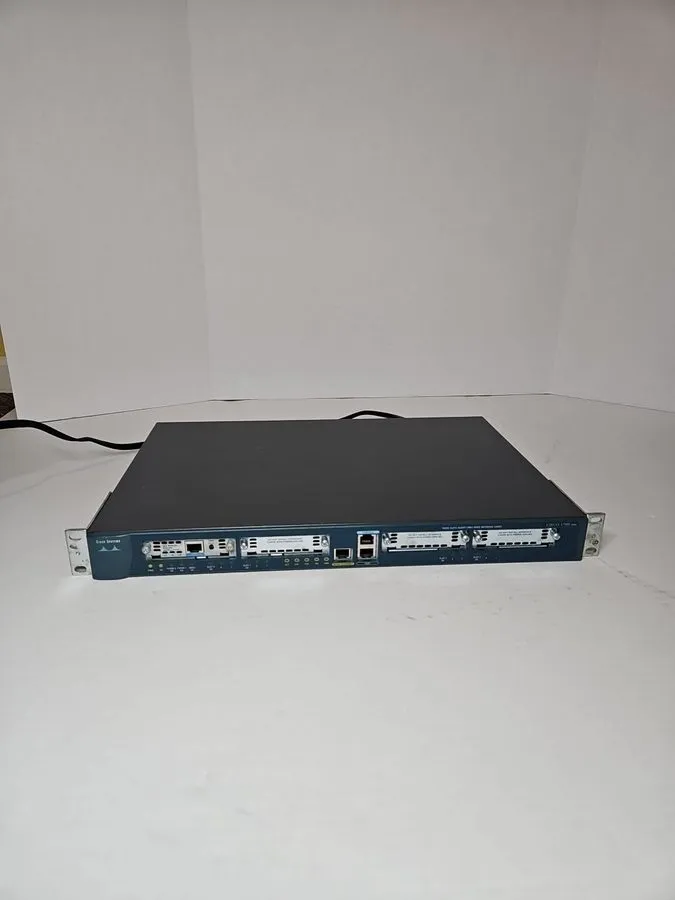 Маршрутизатор Cisco Systems 1760 Cisco 1700 Series Modular Access Network Router