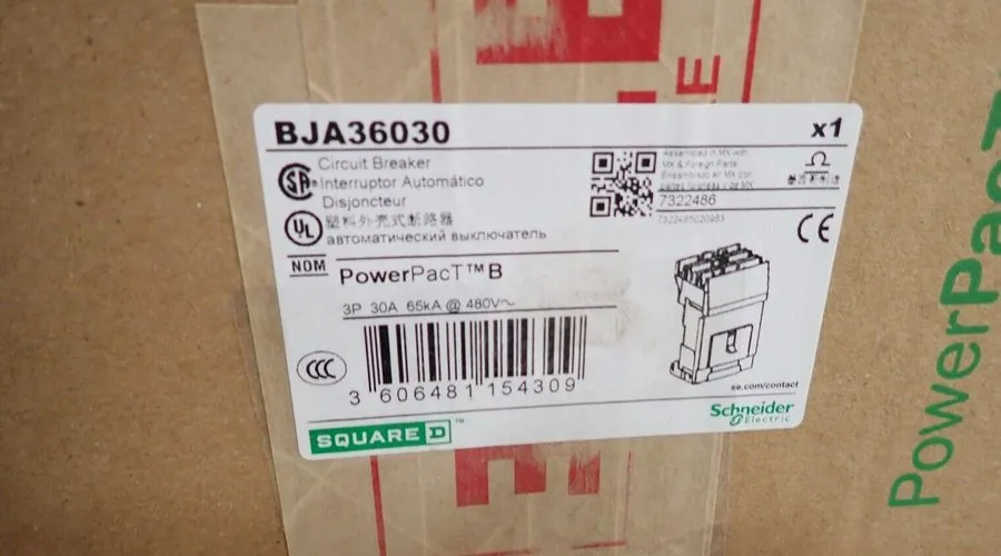 Автоматический выключатель Square D BJA36030 3 Pole 30 Amp PowerPact Circuit Bre